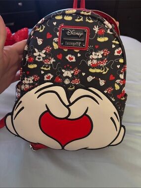 Loungefly Disney Minnie Mouse Black Red Heart Mini Backpack